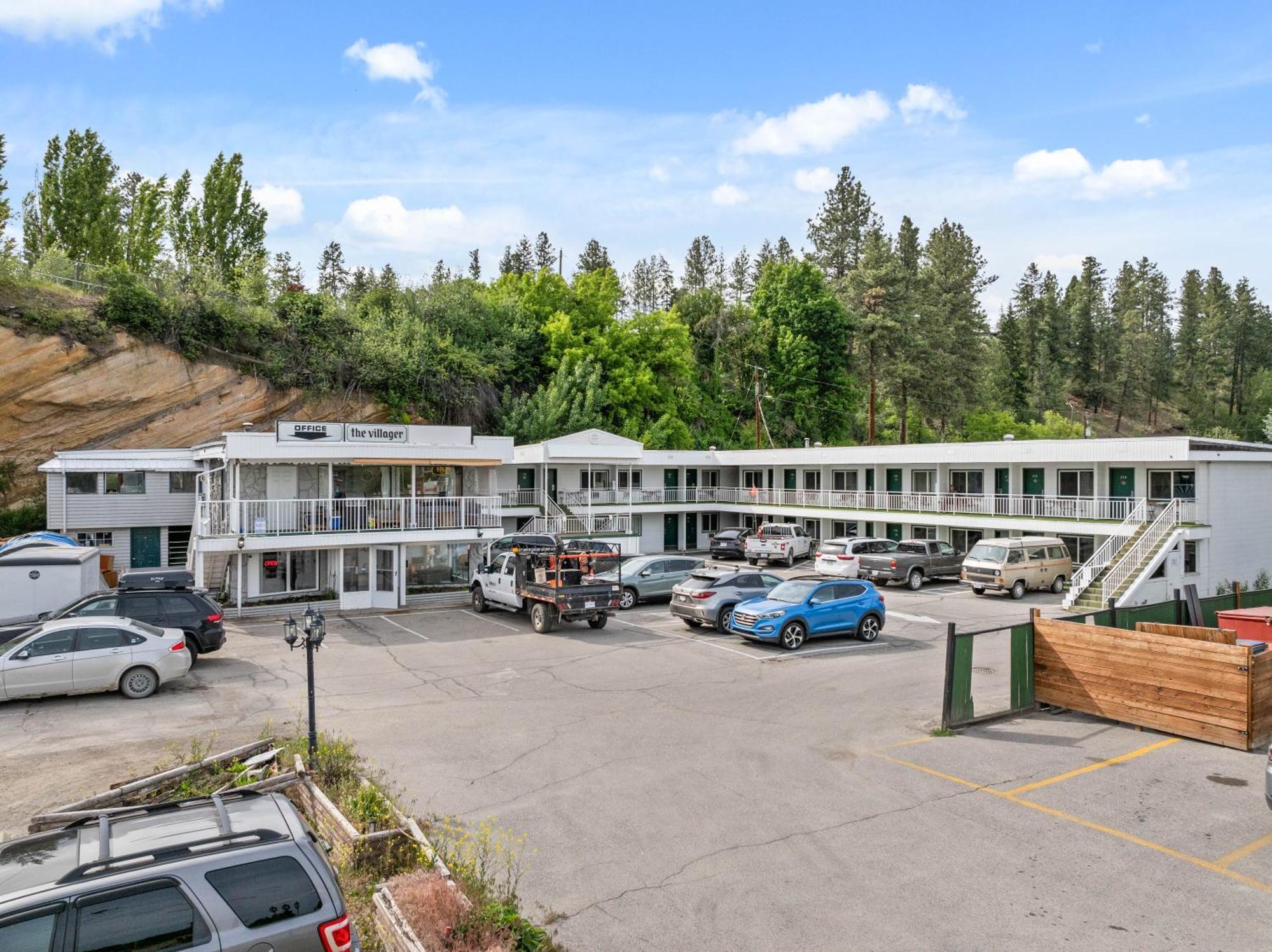 The Villager Inn Princeton Motel Екстериор снимка