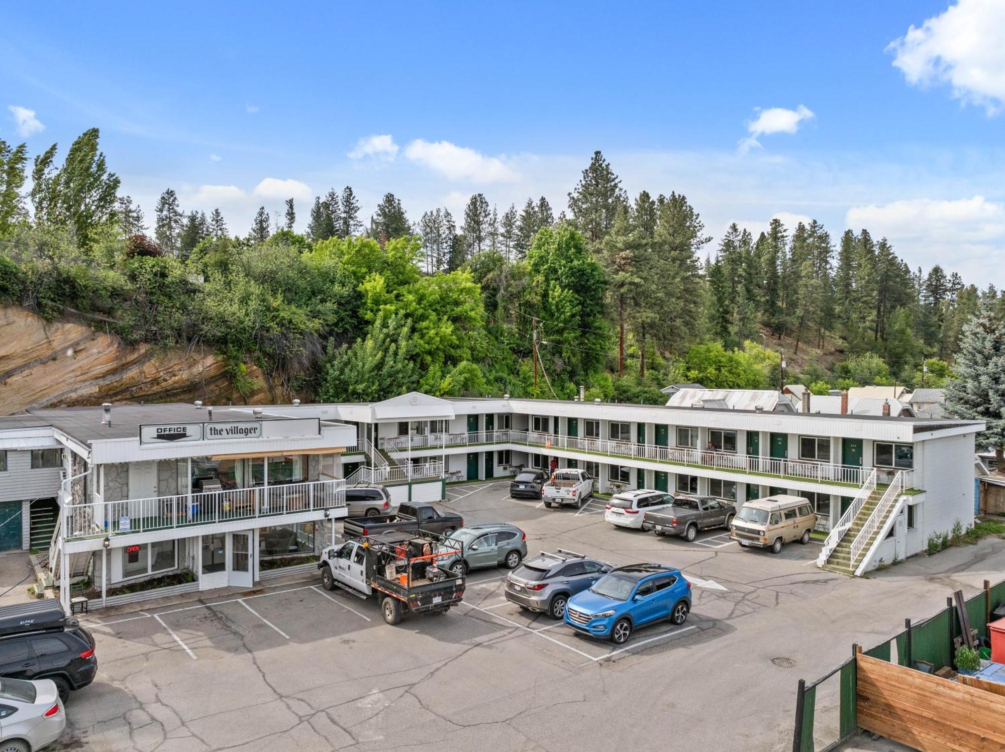 The Villager Inn Princeton Motel Екстериор снимка