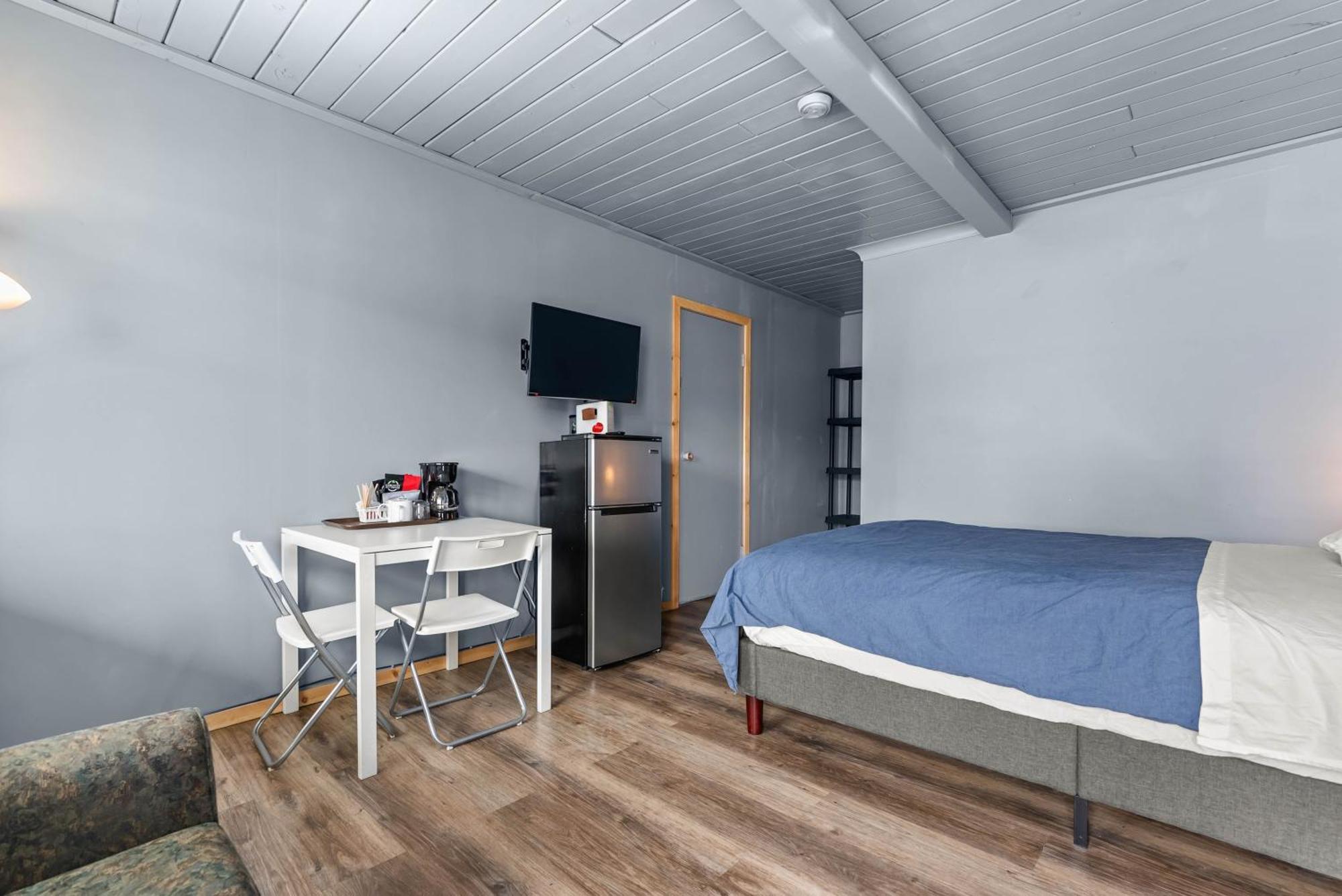 The Villager Inn Princeton Motel Екстериор снимка