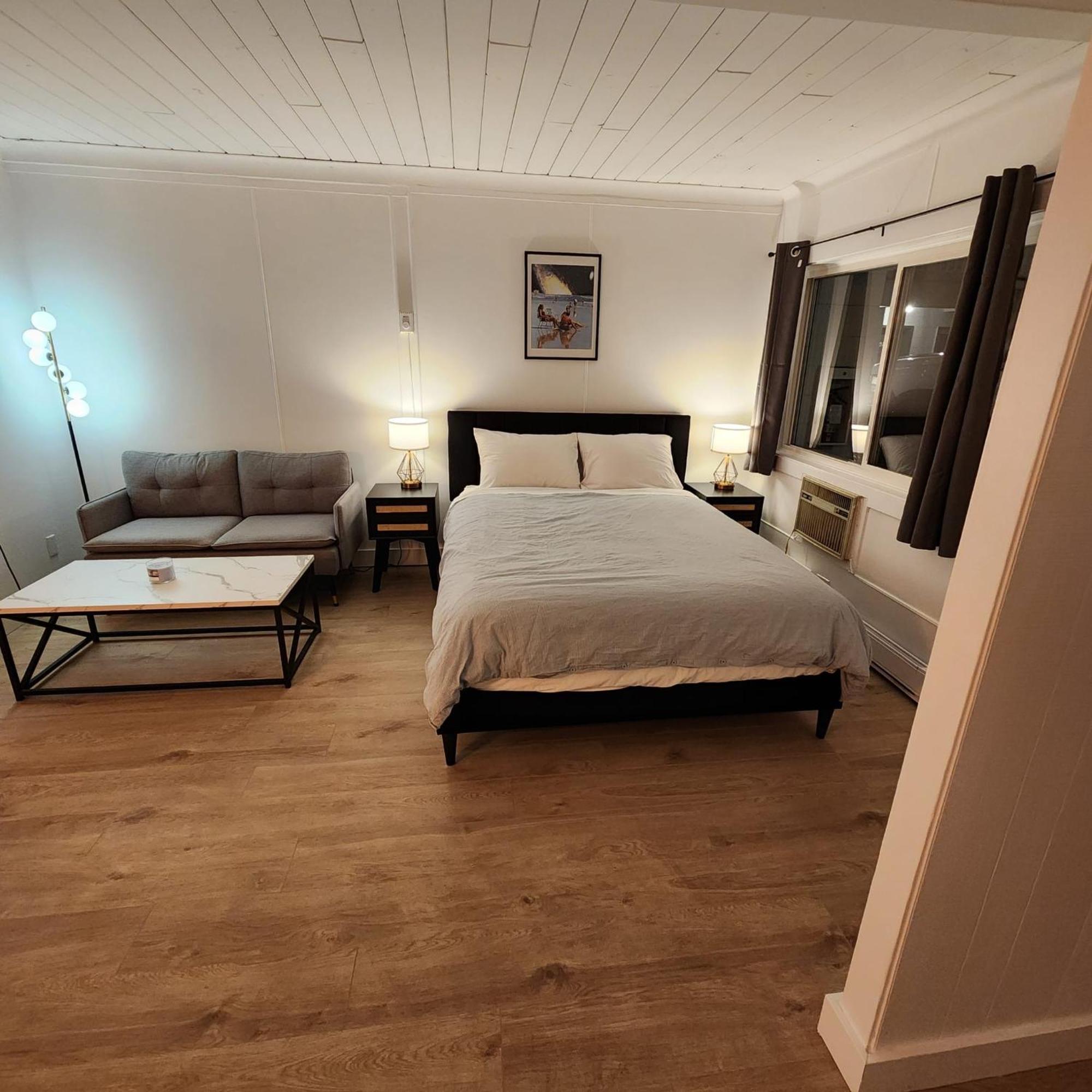 The Villager Inn Princeton Motel Екстериор снимка